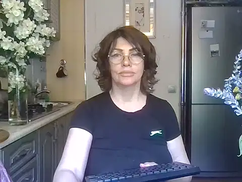 XXX chat uživo modela Baby-Matilda