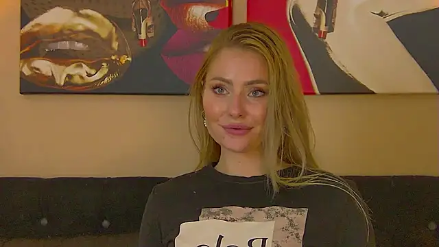 MisshaNight's Live XXX Chat