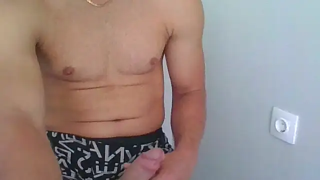 YoungforOld32 Live XXX-Chat