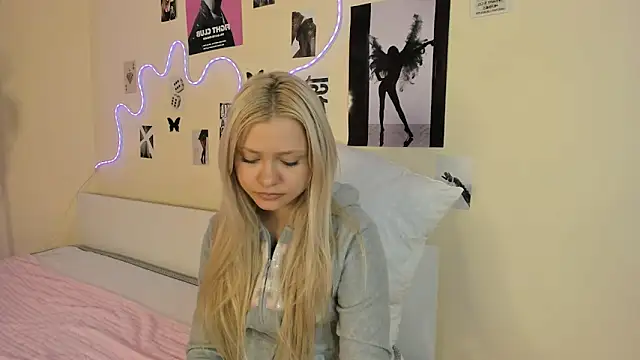 MidnightPoise Live XXX-Chat