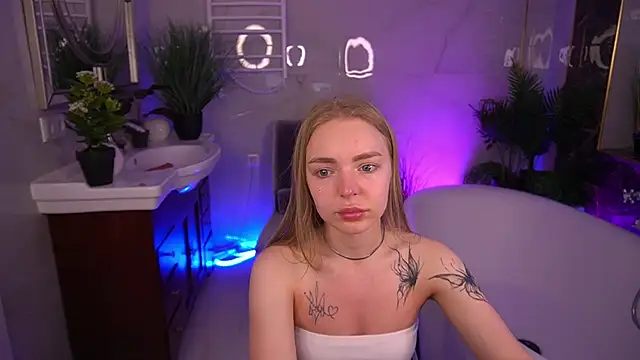دردشة EmilySunshineS الجنسية المباشرة
