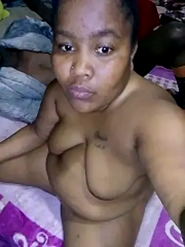 Chat XXX en directo de ChubbyMidgetxxx19