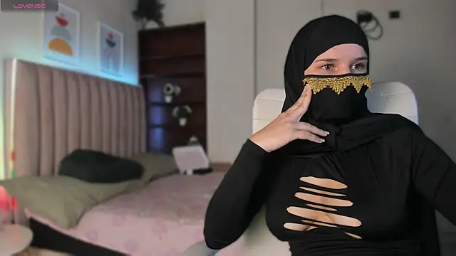 _SweetAmira_'s Live XXX Chat
