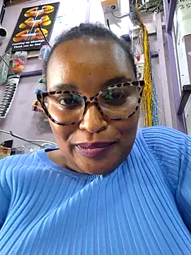 Goddess_of_Hearts' Live XXX Chat