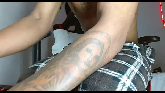 BBC_Black_ 라이브 XXX 채팅