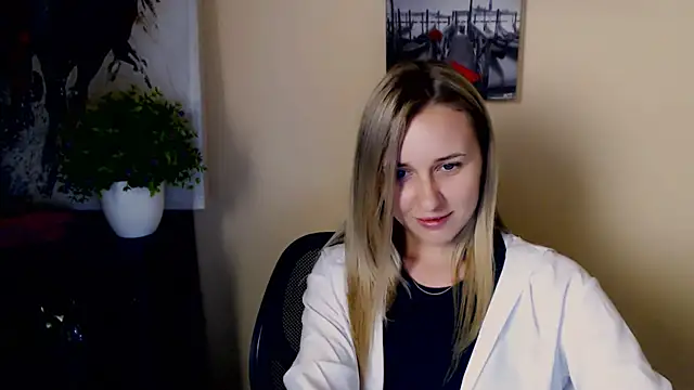 _Nicole_new Adlı Modelin Canlı XXX Sohbeti