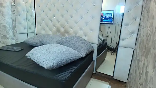 VALENTINA3x 라이브 XXX 채팅