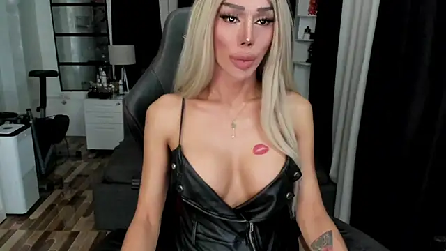 Forever_MissCandace Chat XXX live