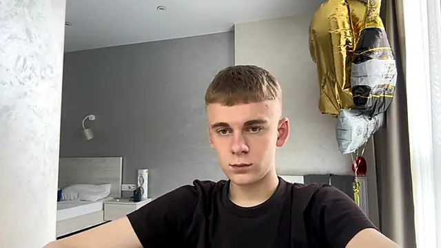 SoloFury Chat XXX live