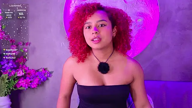 lara_curly – Naživo XXX chat