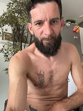 Michel_huge Obrolan Langsung XXX