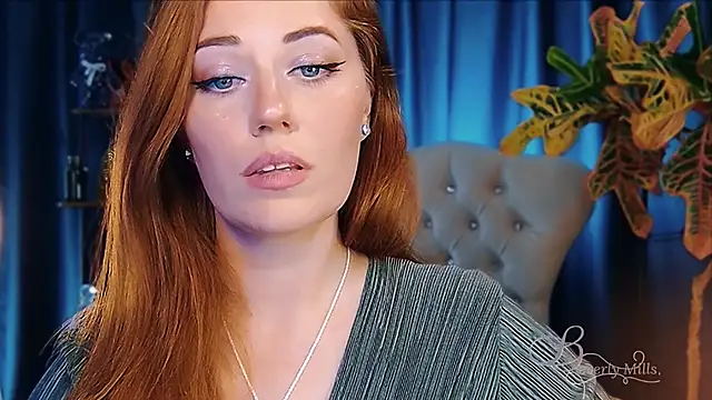 MissBeverlyMills Live XXX Chat