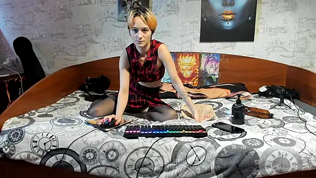 KagamiTayga Chat XXX in diretta