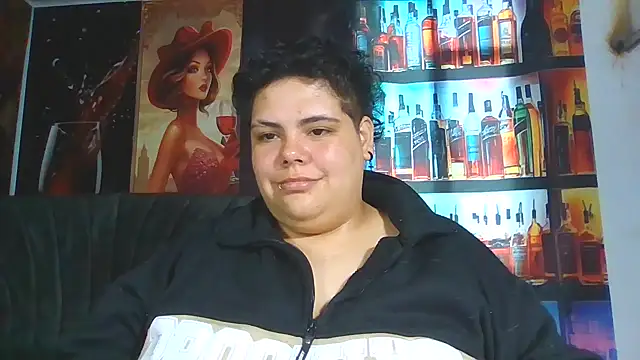 XXX chat uživo modela Hailey_Curvy