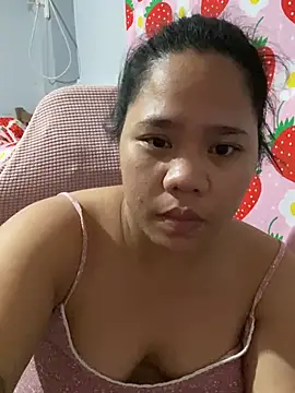 Chat XXX Live _UrSingleMamiBella_