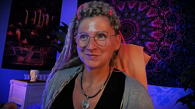 XXX chat uživo modela UmaSpace