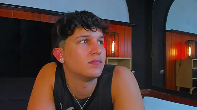 عرض كام Leo_Savage_