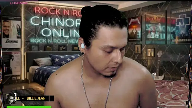 chino_roz's Live XXX Chat
