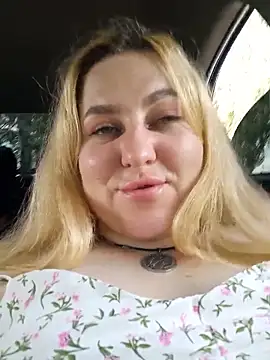 LianaJu Chat XXX live