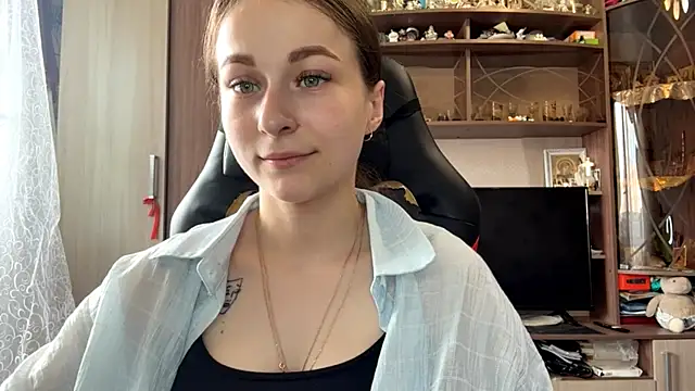 XXX chat uživo modela TaIliedGuest