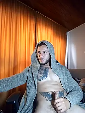 sebastian_horny: онлайн-секс-чат