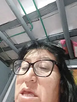 clarita_01's Live XXX Chat