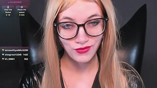 Chat XXX en directo de CathyAdams