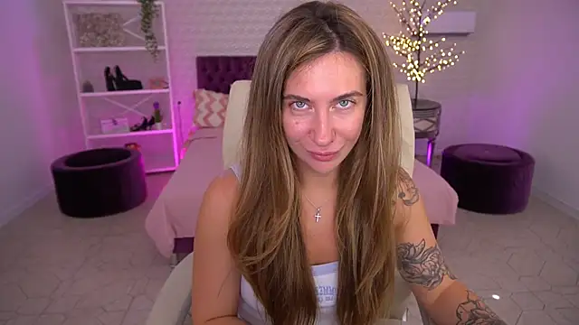 KateShanny 现场XXX聊天