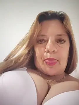 karlaanqui1 라이브 XXX 채팅