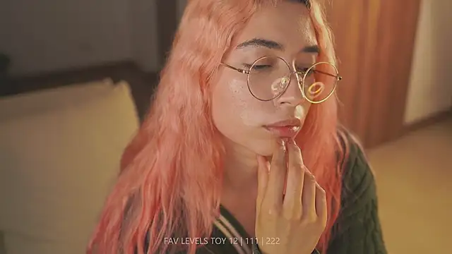 dearnina_'s Live XXX Chat