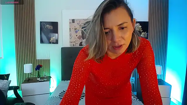 milfsecret69's Live XXX Chat