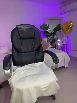 Chat XXX en directo de JANYLOVE__