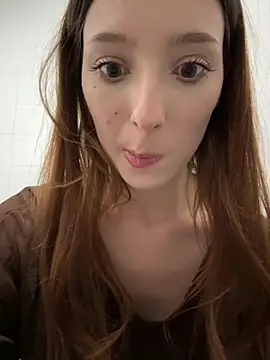Chat +18 de LilluKatten ao vivo
