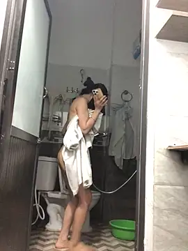 Writhing_First's Live XXX Chat