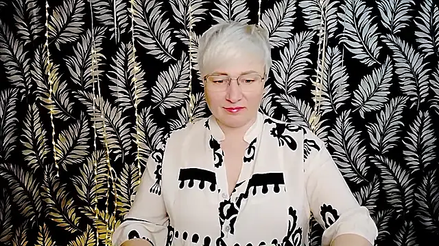 Olivia_playful লাইভ XXX চ্যাট