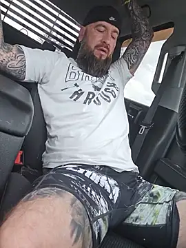 Beardedtattood 라이브 XXX 채팅