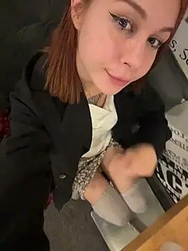 دردشة RosieSecret الجنسية المباشرة