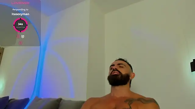 Jotace001's Live XXX Chat