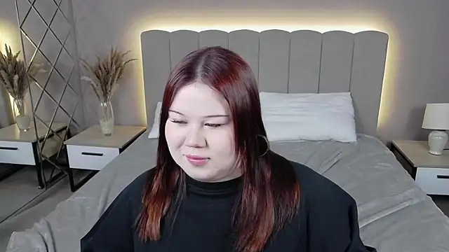 Онлайн чат XXX EllaNoa_