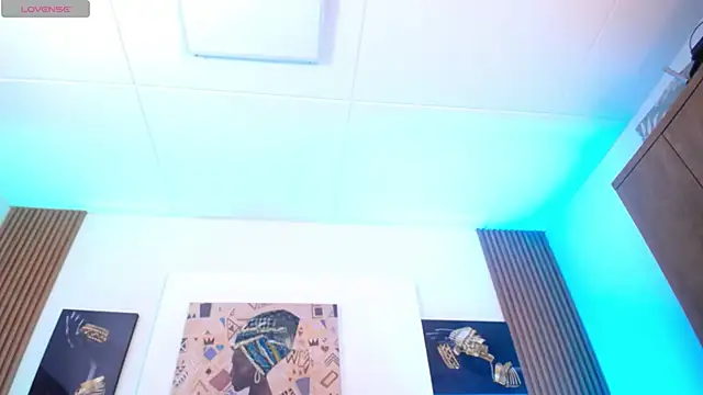 milfsecret69's Live XXX Chat