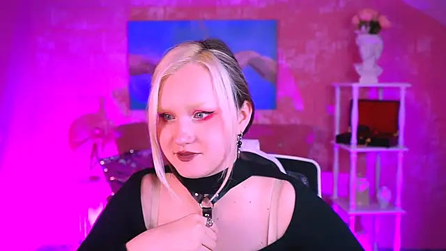 ViolettWoods' Live XXX Chat