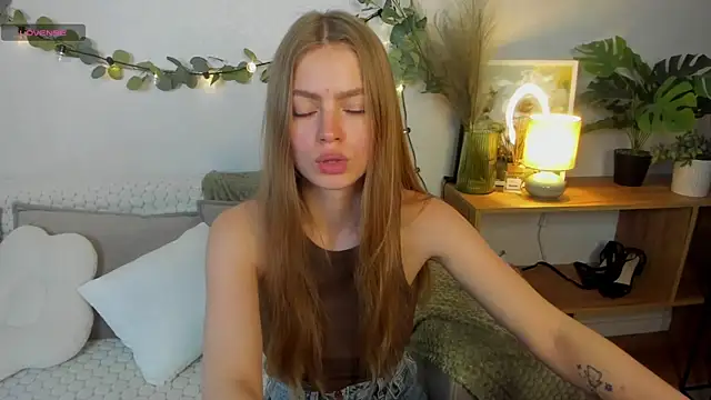HoneyEmilly – Live XXX-chat
