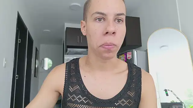 grey___27 élő XXX-chatje