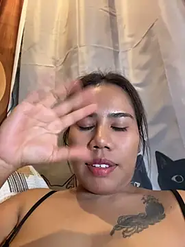 Kath_C Adlı Modelin Canlı XXX Sohbeti