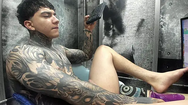 Gury_tattoo's Live XXX Chat