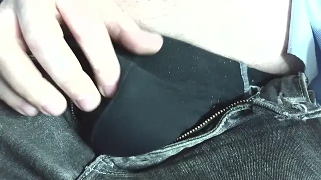 Chat XXX en directo de hairyandtiny