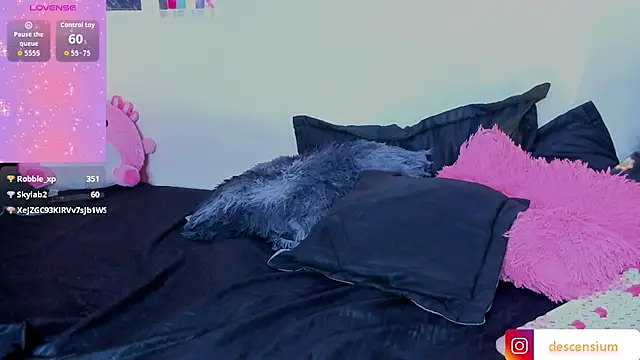 johnnyalx Adlı Modelin Canlı XXX Sohbeti