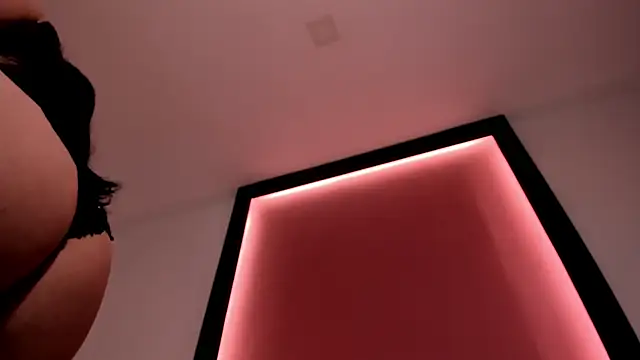 Ada_7 Chat XXX in diretta