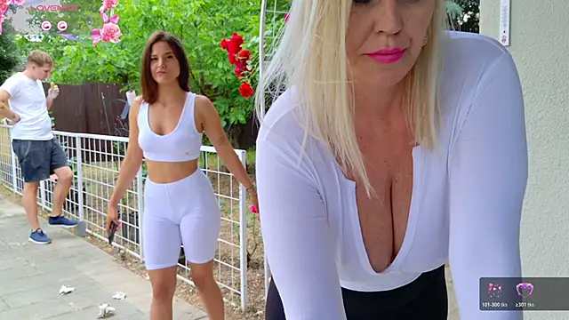 TUNDEROSE1 Chat XXX live