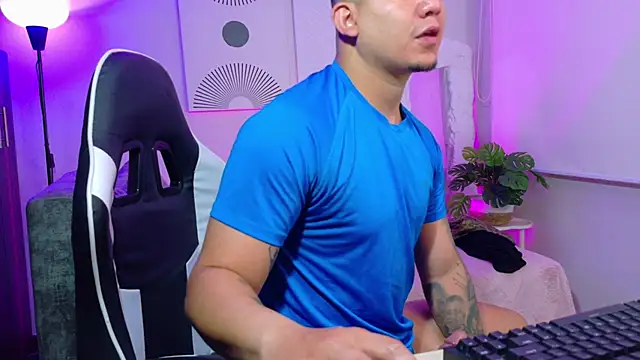 Chat XXX ao vivo de _robertobaggioo